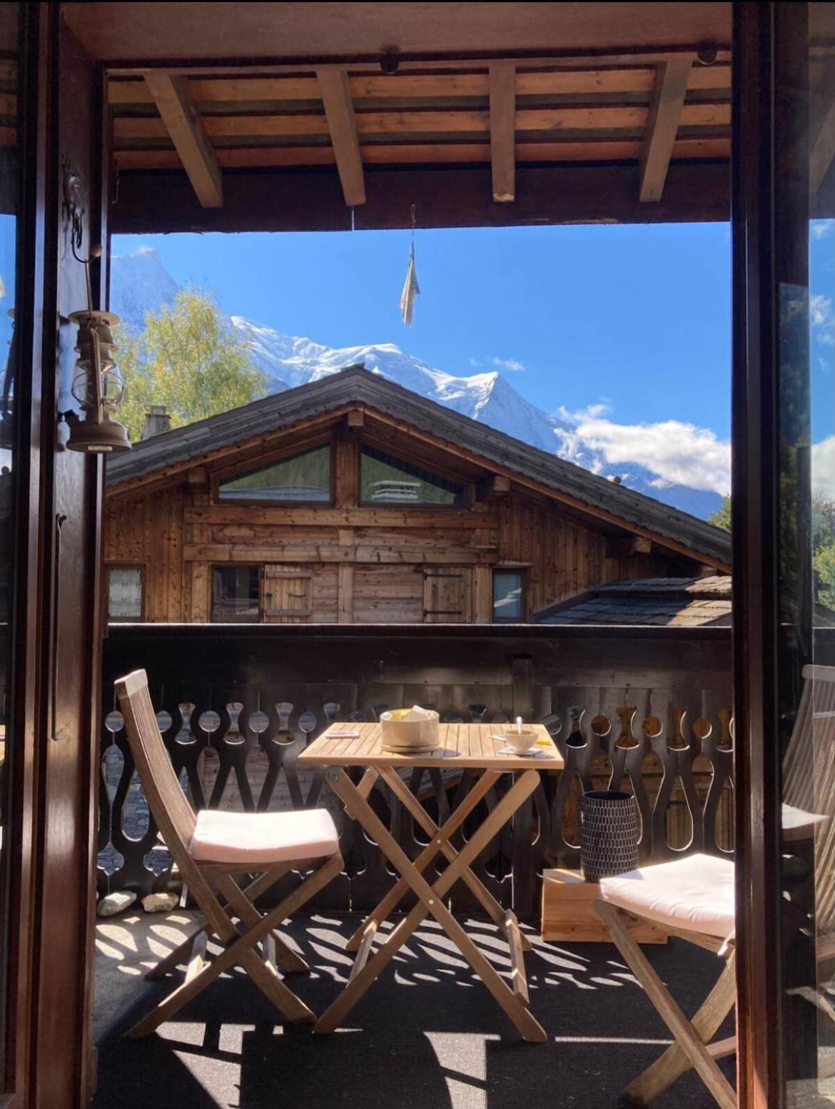 Appartement Ensoleille Aux Tines, Vue Massif Chamonix Eksteriør billede